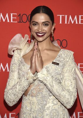 Picture tagged with: Brunette, Deepika Padukone, Celebrity - Star, Indian, Safe for work