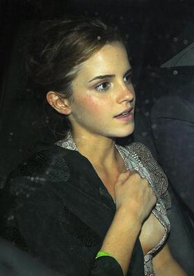 Picture tagged with: Brunette, Emma Watson, Celebrity - Star, English
