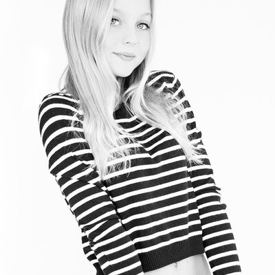 Picture tagged with: Skinny, Black and White, Blonde, Morgan Cryer, American, Cute, Eyes
