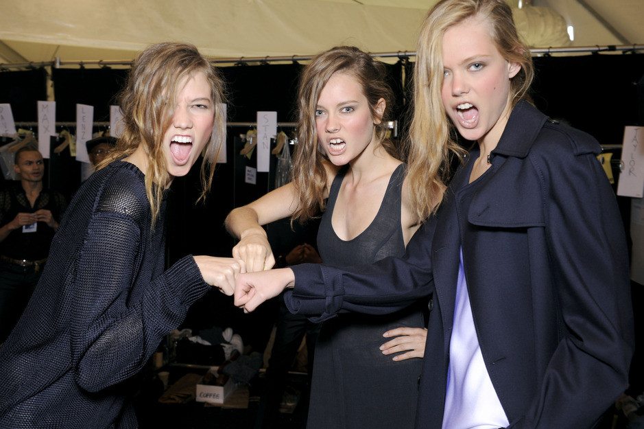 Picture tagged with: Blonde, Frida Gustavsson, 3 girls