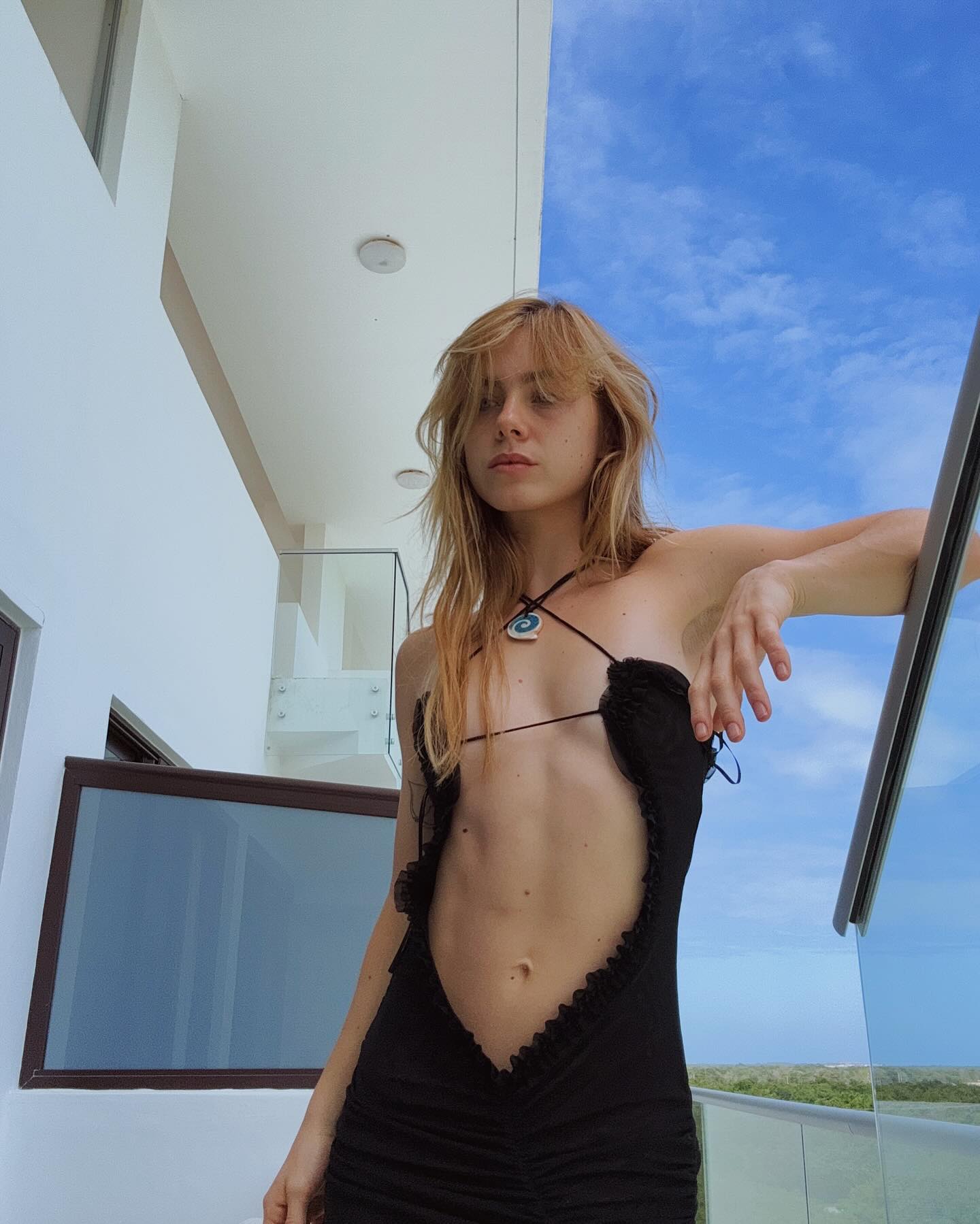 Picture tagged with: Skinny, Blonde, Clara Galle, Spanish, Celebrity - Star, Cute, Small Tits, Tummy