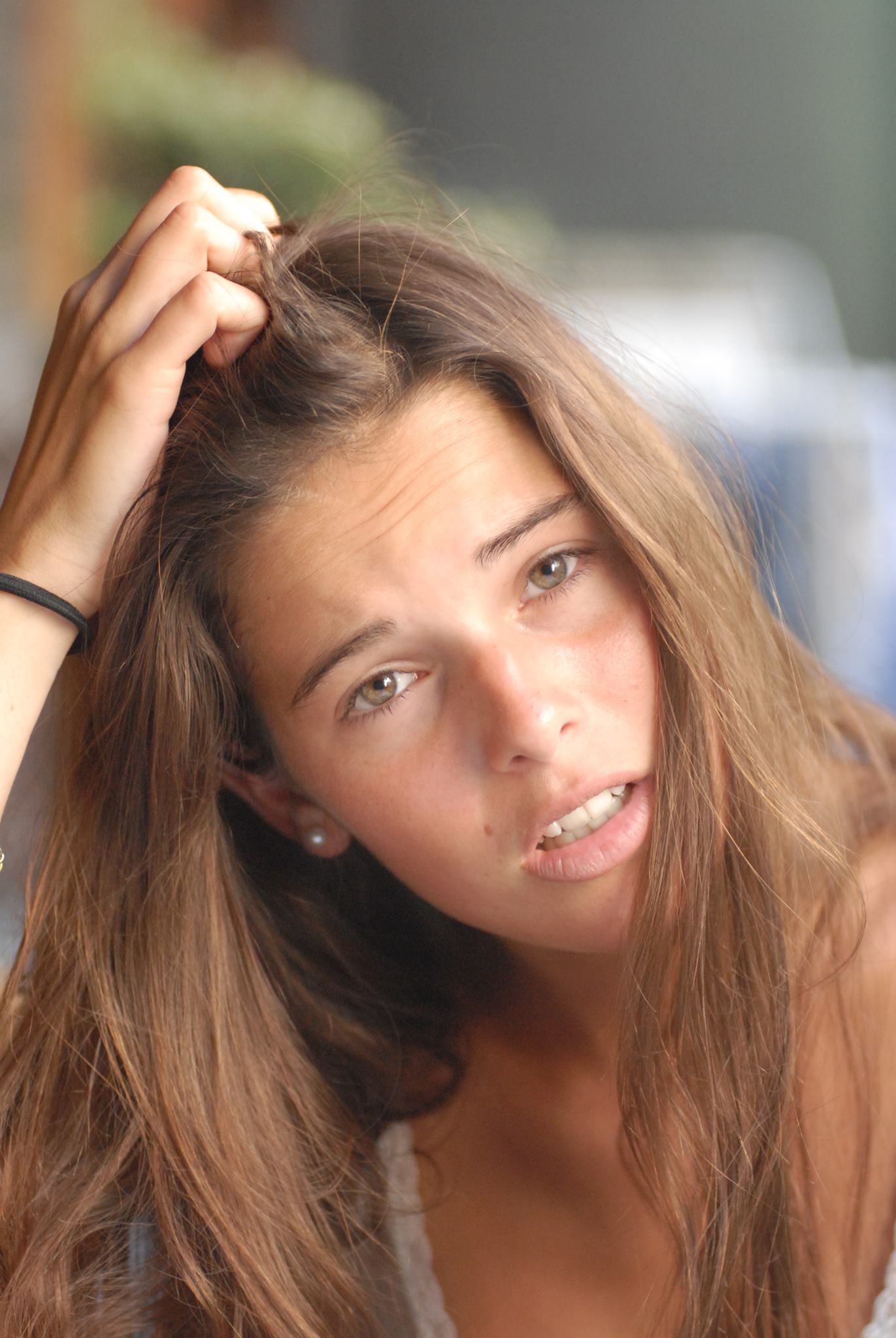 Picture tagged with: Skinny, Brunette, Caterina, Eyes, Italian, Cute, Safe for work, Shy