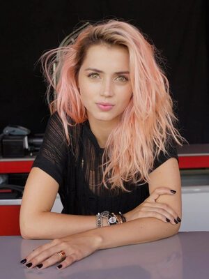 Picture tagged with: Ana de Armas, Blonde, Celebrity - Star, Cuban, Cute, Eyes, Spanish