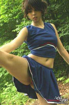 Picture tagged with: Ariel Rebel, Brunette, Canadian, Tummy