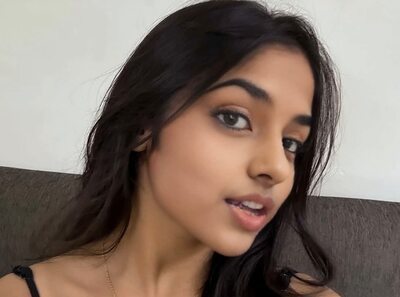 Picture tagged with: Arya - fancifularya, Brunette, Eyes, Indian, Selfie, Sexy Wallpaper, Cute