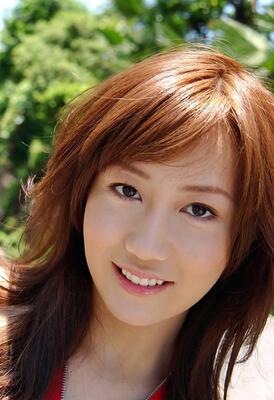 Picture tagged with: Asian, Face, Eyes, Safe for work, Smiling