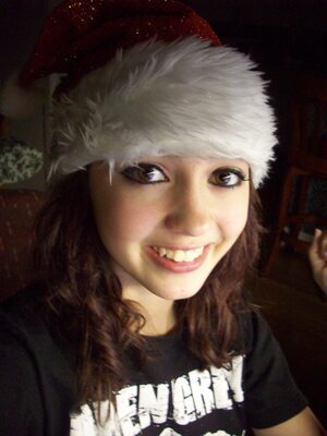 Picture tagged with: Asian, Face, Eyes, Safe for work, Smiling