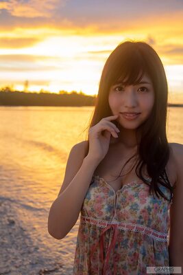 Picture tagged with: Asian, Graphis, Momo Sakura, Beach, Cute, Eyes, Japanese, Smiling