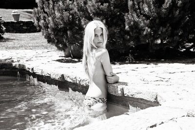 Picture tagged with: Black and White, Blonde, Pool