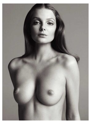 Picture tagged with: Black and White, Brunette, Eniko Mihalik, Boobs, Celebrity - Star, Cute, Eyes, Hungarian