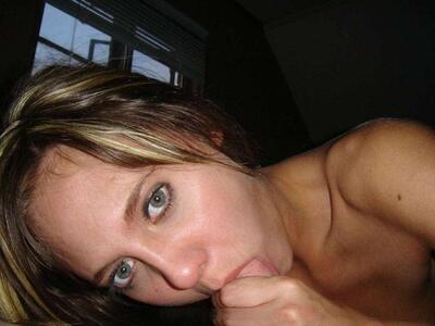 Picture tagged with: Blonde, Blowjob, Eyes