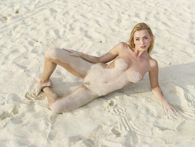 Picture tagged with: Blonde, Coxy, Hegre Art, Sand And Sea, Beach, Sexy Wallpaper