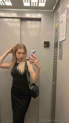 Picture tagged with: Blonde, Mila - m.i.l.aa, OnlyFans, Leaked, Selfie