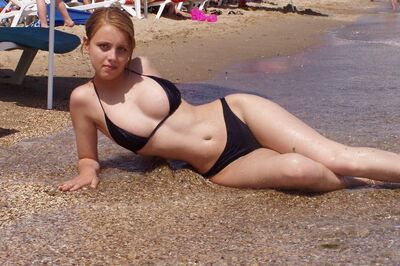 Picture tagged with: Blonde, Yulia Kharlamova, Beach, Bikini