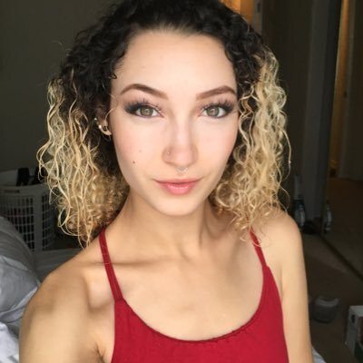 Picture tagged with: Brunette, Bambii Bonsai, Camgirl, Chaturbate, nood.tv