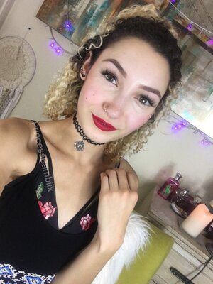 Picture tagged with: Brunette, Bambii Bonsai, Camgirl, Chaturbate, nood.tv