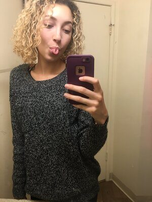 Picture tagged with: Brunette, Bambii Bonsai, Camgirl, Chaturbate, nood.tv
