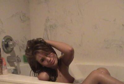 Picture tagged with: Brunette, Bath