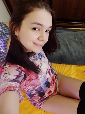 Picture tagged with: Brunette, Camgirl, Chaturbate, MeowMeowMay, OnlyFans