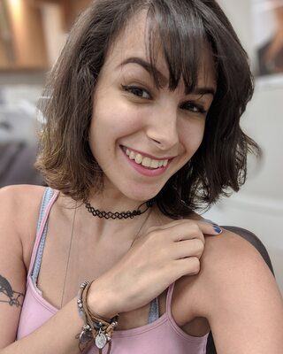 Picture tagged with: Brunette, Camgirl, GweenBlack, nood.tv