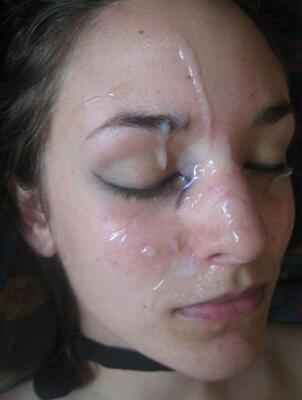 Picture tagged with: Brunette, Cumshot, Close-up, Facial