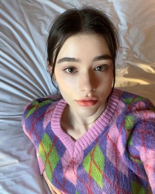 Picture tagged with: Brunette, Dasha Taran, Cute, Eyes, Face, Mouth, Russian, Safe for work