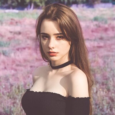 Picture tagged with: Brunette, Dasha Taran, Cute, Eyes, Face, Nature, Russian, Safe for work