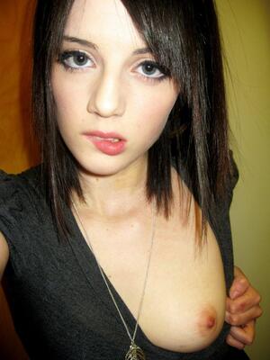 Picture tagged with: Brunette, Eyes, Mouth, Small Tits