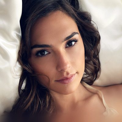 Picture tagged with: Brunette, Gal Gadot, Celebrity - Star, Cute, Eyes, Israeli, Safe for work