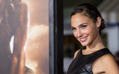 Picture tagged with: Brunette, Gal Gadot, Celebrity - Star, Israeli, Safe for work, Sexy Wallpaper, Smiling