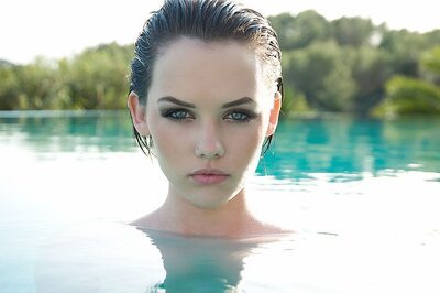 Picture tagged with: Brunette, Melissa Clark, Cute, Eyes, Face, Pool, Sexy Wallpaper