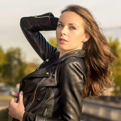 Picture tagged with: Brunette, Olga Zelenko, Belarusian, Cute, Eyes, Safe for work