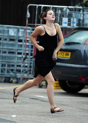 Picture tagged with: Emma Watson, Celebrity - Star, English