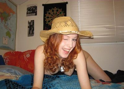 Picture tagged with: Redhead, Cute, Hat, Sexy Wallpaper, Small Tits, Smiling