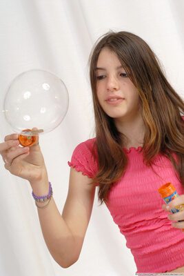 Picture tagged with: Roberta, WeAreLittleStars.com, Brunette, Skinny, Cute