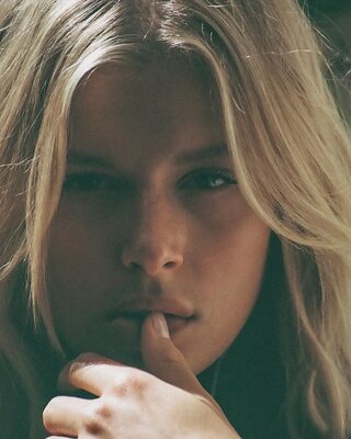 Picture tagged with: Skinny, Abby Neff, American, Blonde, Eyes, Cute, Face