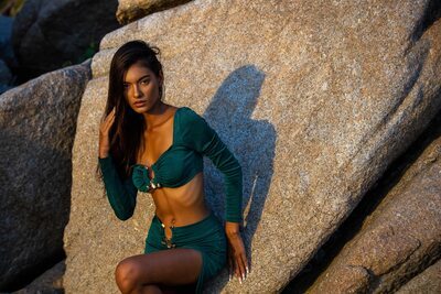 Picture tagged with: Skinny, Alisa Arunahiran, Asian, Beach, Brunette, Sexy Wallpaper, Thai, Cute, Tummy