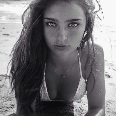 Picture tagged with: Skinny, Bikini, Black and White, Brunette, Canadian, Eyes, Sophi Knight, Cute
