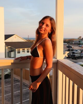 Picture tagged with: Skinny, Blonde, Ella Grace Jones, American, Bikini, Cute, Tummy