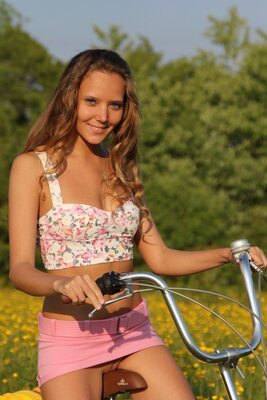 Picture tagged with: Skinny, Blonde, Calesma, Katya Clover - Mango A, MET Art, Nature, Russian