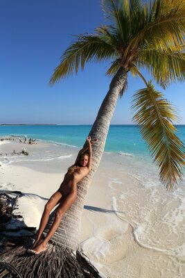 Picture tagged with: Skinny, Blonde, Finica, Katya Clover - Mango A, MET Art, Beach, Nature