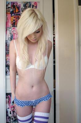 Picture tagged with: Skinny, Blonde, Lingerie