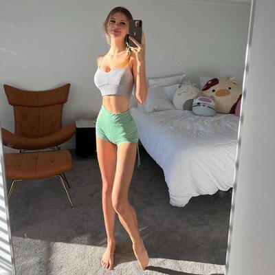 Picture tagged with: Skinny, Blonde, Mila Sobolov, Cute, Feet, Legs, Russian, Selfie, Smiling