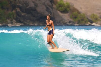 Picture tagged with: Skinny, Blonde, Paula Díez, Bikini, Cute, Legs, Sexy Wallpaper, Sport, Surf, Tummy