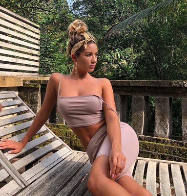 Picture tagged with: Skinny, Blonde, Sierra Skye, American, Cute