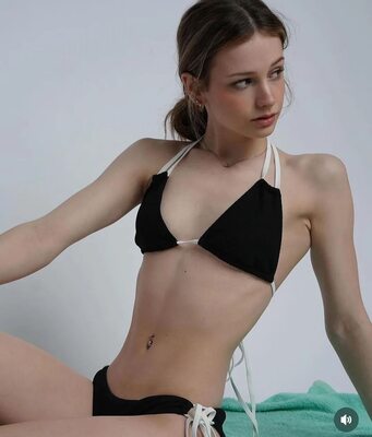 Picture tagged with: Skinny, Ava Rivello, Brunette, American, Bikini, Cute, Piercing, Tummy