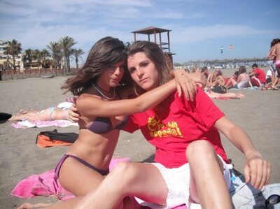 Picture tagged with: Skinny, Beach, Bikini, Brunette, Caterina, Sexy Wallpaper, 2 girls, Cute, Tummy