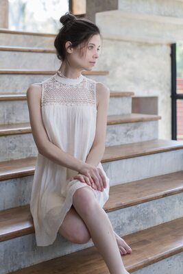 Picture tagged with: Skinny, Brunette, Chloe Lewis - newchloe18, Canadian, Cute, Eyes, Legs, Safe for work