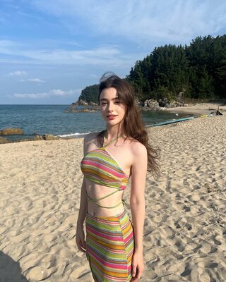 Picture tagged with: Skinny, Brunette, Dasha Taran, Beach, Cute, Russian, Tummy