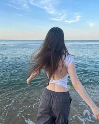 Picture tagged with: Skinny, Brunette, Dasha Taran, Beach, Russian, Safe for work